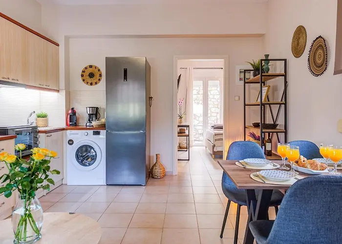 Appartamento Eleanna's House - 400m From The